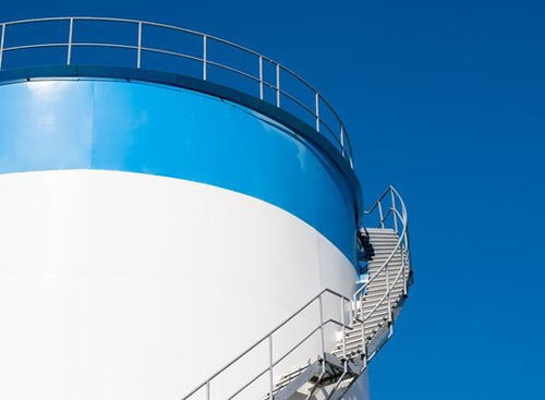 煙囪安全設施安裝服務 爬梯、護網與腳手架的專業解決方案